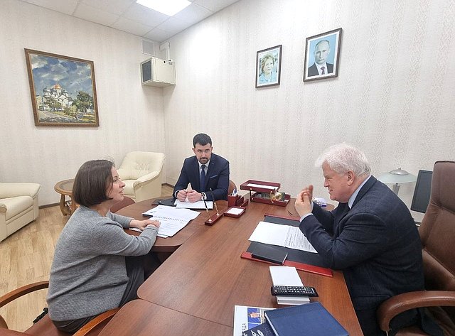 Владимир Чижов в рамках региональной недели провел ряд встреч