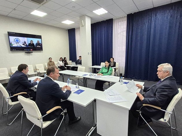 Василий Голубев провел очередной прием граждан в Ростовской области