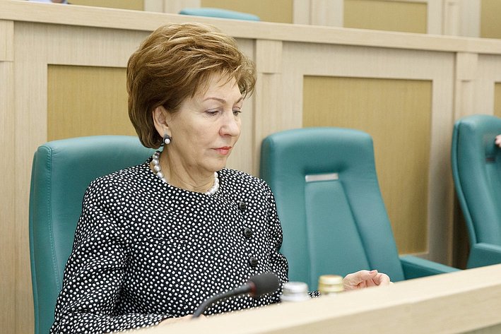 парламентские слушания, посвященные планированию бюджета на 2015 год и на период 2016–2017 годов - 1 Карелова