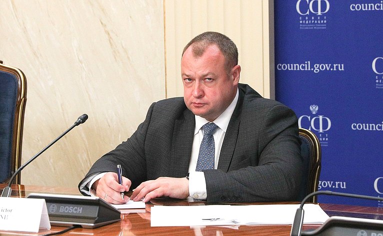Встреча председателя Комитета СФ по международным делам Григория Карасина с Чрезвычайным и Полномочным Послом Аргентинской Республики в РФ Э. Зуайном