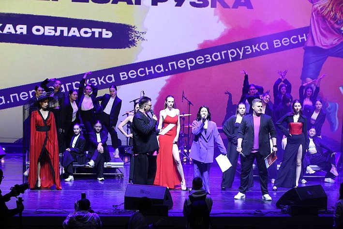 Андрей Хапочкин принял участие в церемонии открытия фестиваля «Студенческая весна» в Сахалинской области