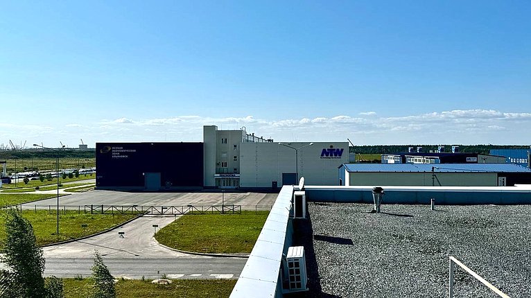 Айрат Гибатдинов посетил Портовую особую экономическую зону «Ульяновск» (ПОЭЗ) с рабочим визитом