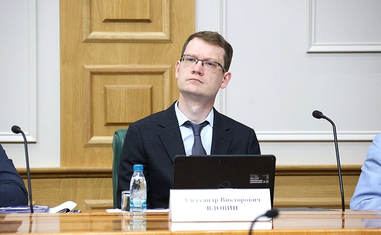 Расширенное заседание Комиссии СФ по мониторингу законодательства Российской Федерации в сфере государственного контроля (надзора) и муниципального контроля в РФ