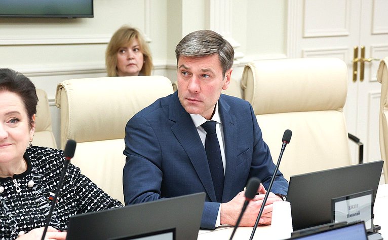 Расширенное заседание Комитета СФ по Регламенту и организации парламентской деятельности (в рамках дней Тульской области в Совете Федерации)