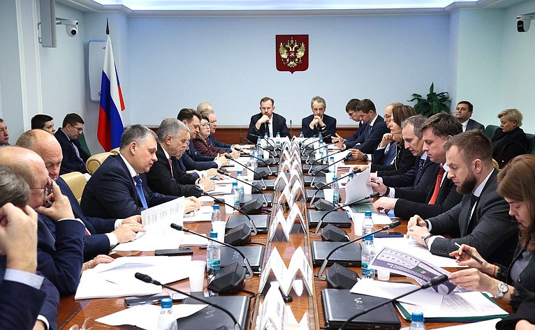 Круглый стол на тему «Законодательное обеспечение технологического суверенитета агропромышленного комплекса Российской Федерации»