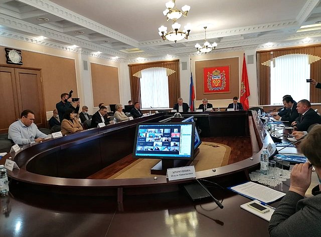 Андрей Шевченко выступил с докладом на заседании Президиума Совета представительных органов муниципальных районов и городских округов при Законодательном Собрании Оренбургской области