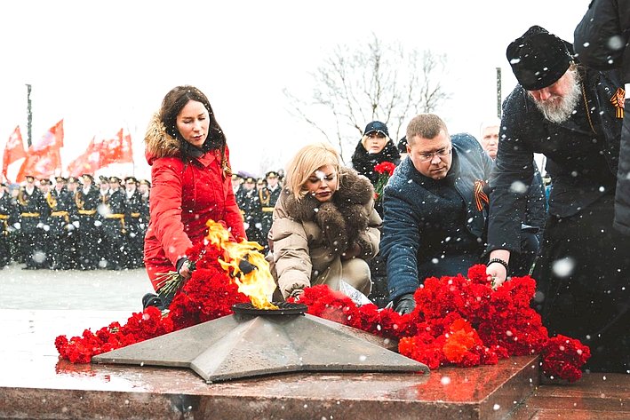 Татьяна Сахарова и Елена Дягилева в рамках региональной недели приняли участие в мероприятиях, приуроченных к 80-й годовщине Великой Победы