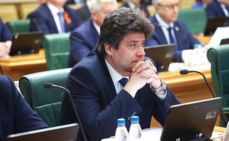 Александр Высокинский