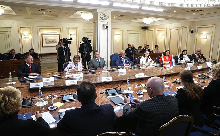 Валентина Матвиенко провела встречу с Председателем Национальной ассамблеи Боливарианской Республики Венесуэла Хорхе Родригесом Гомесом