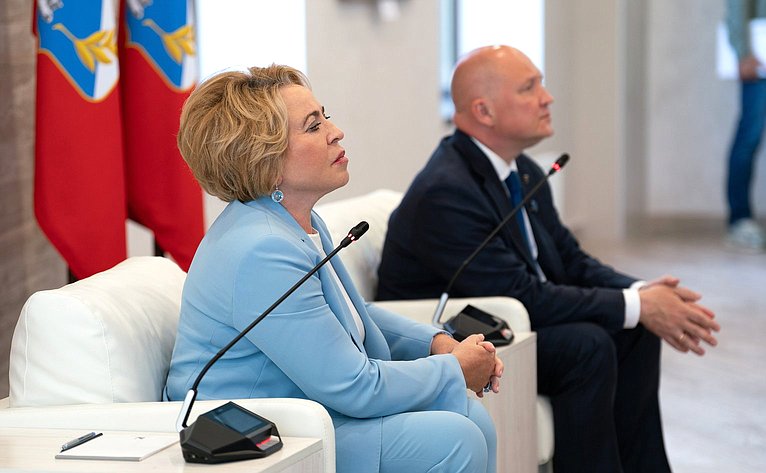 Председатель Совета Федерации Валентина Матвиенко провела встречу с участниками СВО и обсудила ход реализации важнейших социальных и инфраструктурных проектов