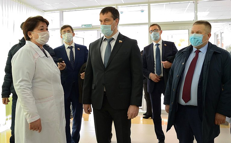 Сенаторы РФ посетили объекты здравоохранения Республики Адыгея