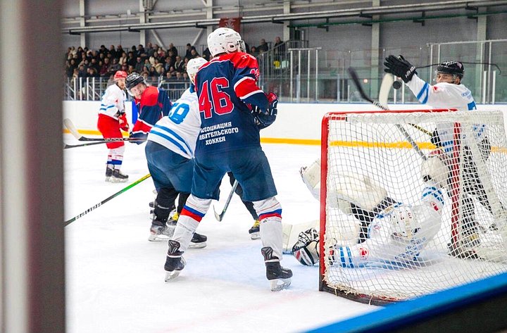 Андрей Хапочкин сыграл за сборную Ассоциации любительского хоккея России