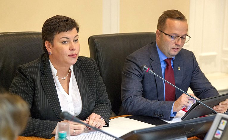 Совершенствование опеки и попечительства стало темой «круглого стола» в ...