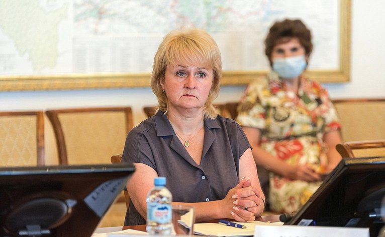 Лилия Гумерова провела совещание по организации летней детской оздоровительной кампании в Башкортостане