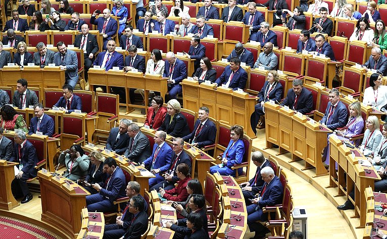 Пленарное заседание XI Невского международного экологического конгресса