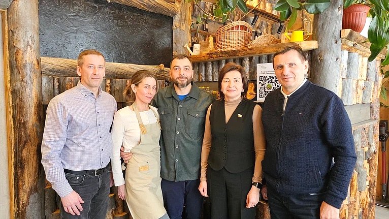 Лариса Круглова совместно с главой Кольского округа провела встречу с представителями малого и среднего бизнеса