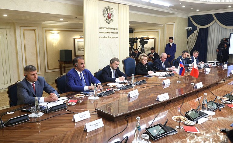 Встреча Председателя Совета Федерации Валентины Матвиенко с Председателем Консультативного совета Национального собрания Королевства Бахрейн Али Бен Салехом Ас-Салехом