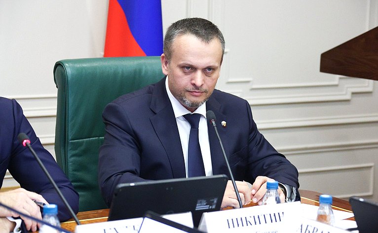 Заседание Комитета Совета Федерации по экономической политике на тему «О мерах по обеспечению безопасности воздушных перевозок на территории РФ»