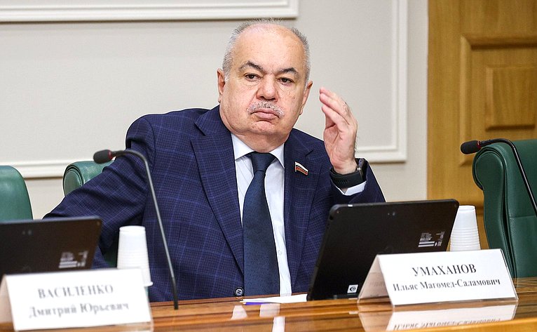 Ильяс Умаханов