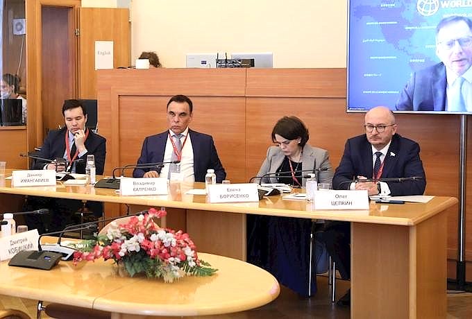 Олег Цепкин принял участие в IX Невском международном экологическом конгрессе