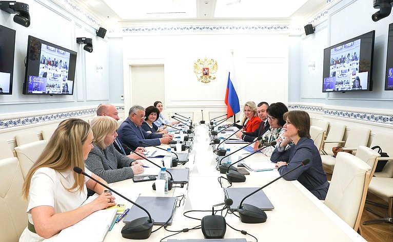 Совещание по вопросам организации проведения Всероссийского детского фестиваля народной культуры «Наследники традиций»