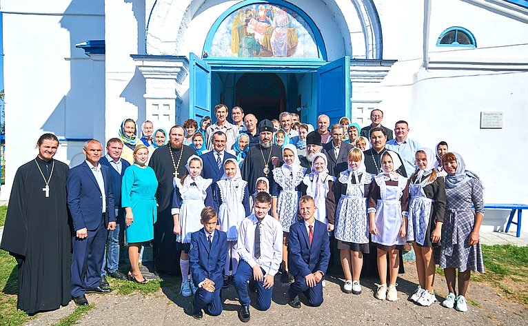 Николай Федоров посетил храм Успения Пресвятой Богородицы в Чебоксарском районе Чувашии