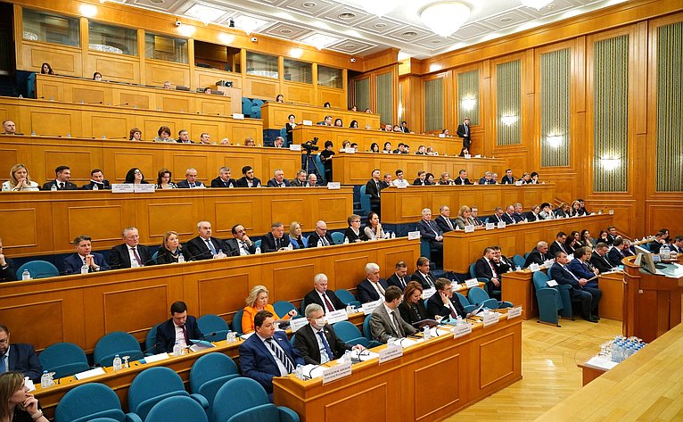 Совещание Комитета СФ по бюджету и финансовым рынкам с контрольно-счетными органами субъектов РФ совместно со Счетной Палатой РФ