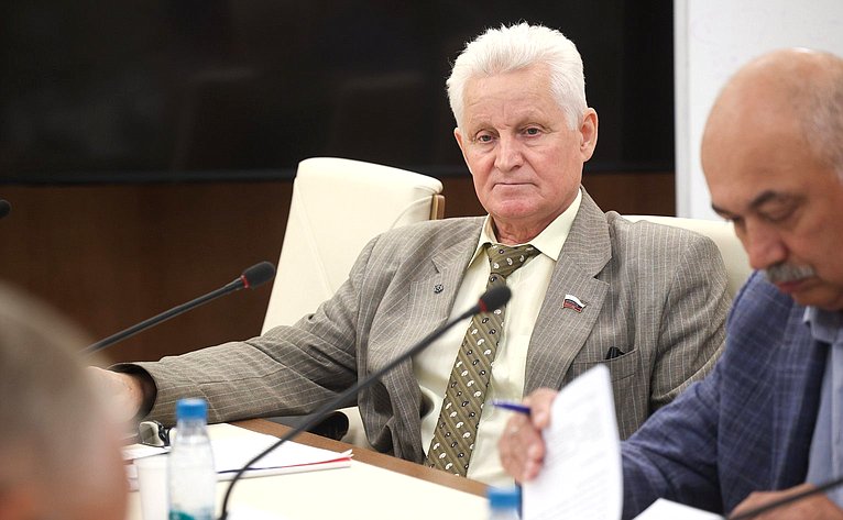 Совещание Комитета Совета Федерации по аграрно-продовольственной политике и природопользованию на тему «О ходе строительства судов рыбопромыслового флота в рамках первого и второго этапов предоставления инвестиционных квот добычи водных биоресурсов»