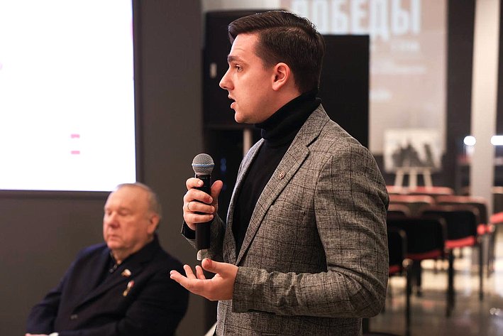 В Москве в Музее Победы на Поклонной горе состоялось мероприятие, посвященное вопросам сохранения исторической памяти в рамках программы экспедиции «Непокоренные»