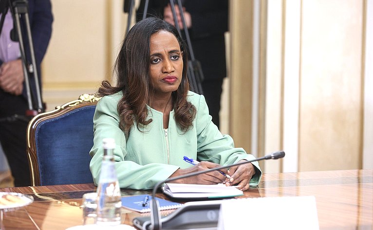 Валентина Матвиенко провела встречу с Председателем Совета Федерации Федеративной Демократической Республики Эфиопии Агеньеху Тешагером