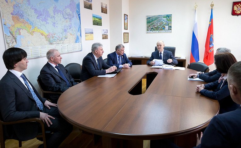 Встреча М. Щетинина с делегацией Кировской области