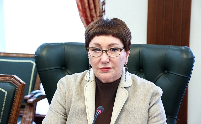 Елена Перминова