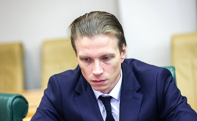 Заседание Палаты молодых законодателей при Совете Федерации