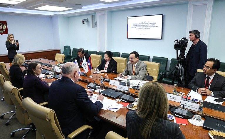 Встреча председателя Комитета Совета Федерации по международным делам Григория Карасина с наблюдателями от Международной парламентской ассамблеи АСЕАН (АИПА)