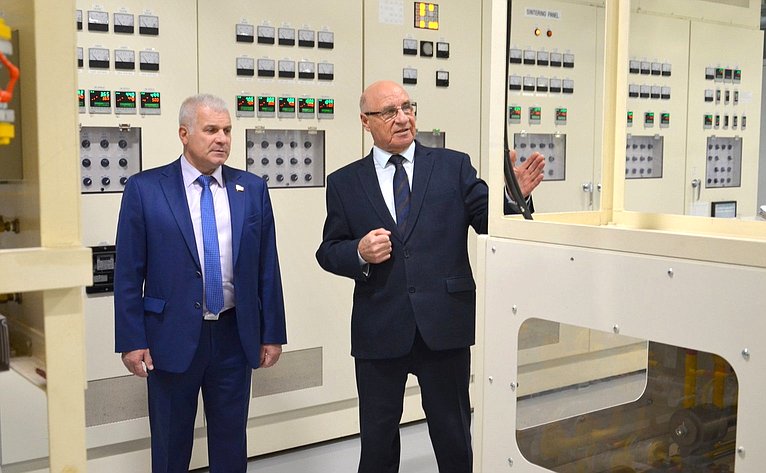 Сергей Мартынов в рамках работы в регионе посетил Завод полупроводниковых приборов в г. Йошкар-Оле