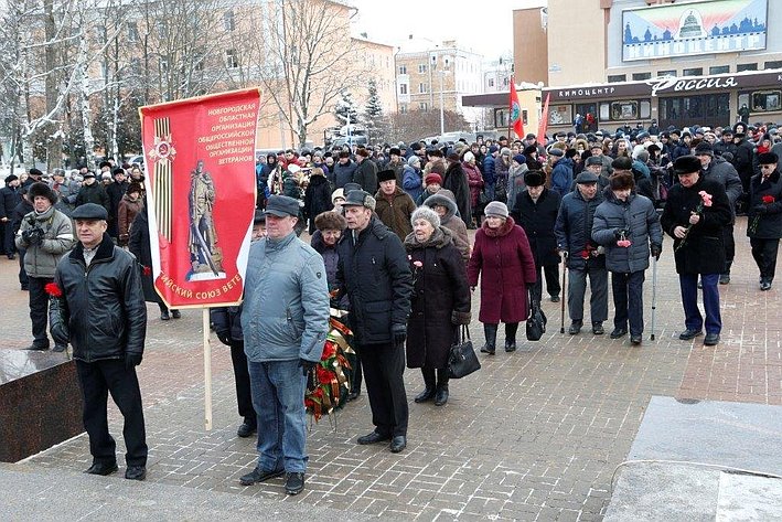 А. Коровников принял участие в митинге, посвященном 72-летию освобождения Новгорода от немецко-фашистских захватчиков