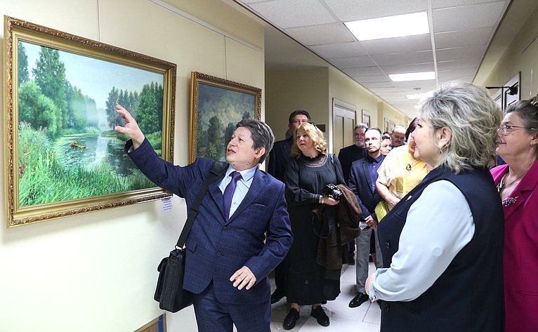В СФ открылась выставка картин «Живописный образ Родины»