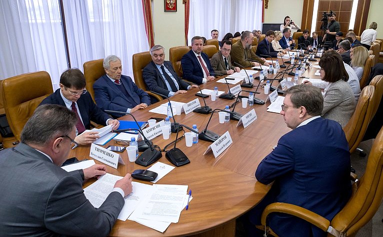 Заседание Временной рабочей группы при Комитете СФ по экономической политике по вопросам совершенствования законодательства РФ в сфере защиты прав потребителей