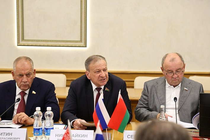 Ольга Щетинина приняла участие в работе совместного заседания Комиссии Парламентского Собрания Союза Беларуси и России по бюджету, налогам и финансовому рынку, Комиссии ПС по экономической политике и Комиссии ПС по промышленности и торговле