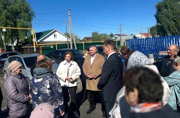 Марина Сидухина проинспектировала ФАП в Новокуйбышевске