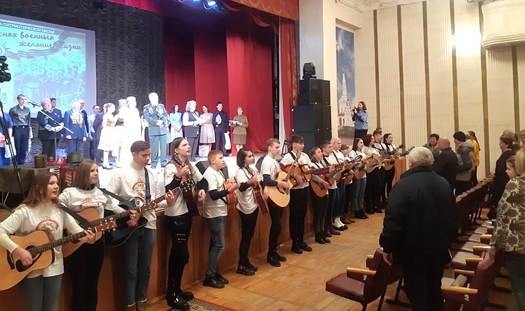 Нина Куликовских приняла участие в организации в регионе 8-го Фестиваля патриотической песни «В песнях военных желание жизни»