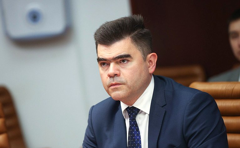 Круглый стол Комитета СФ по экономической политике на тему «Технологическое лидерство в нефтегазовом секторе»