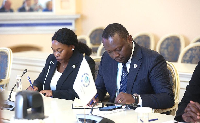 Валентина Матвиенко провела встречу с Председателем Межпарламентского союза, Председателем Национального собрания Объединенной Республики Танзании Тулией Эксон