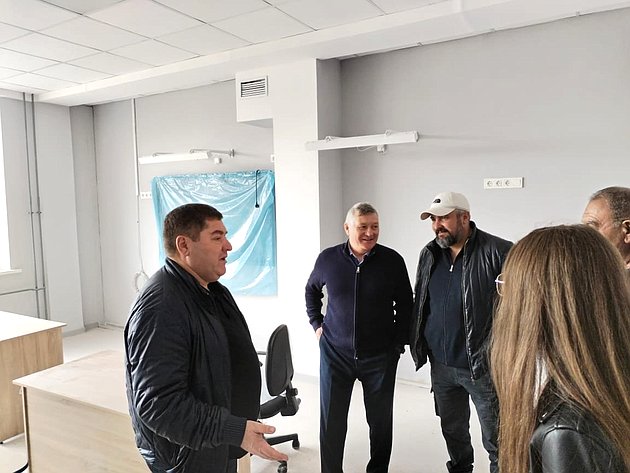Сергей Михайлов совместно с депутатом регионального парламента Сергеем Корольковым посетили «Центр развития ребенка – детский сад № 22» в Чите