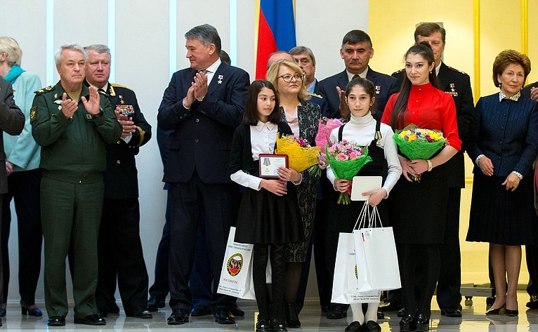 Аминат Муслимова и Аида Садыкова