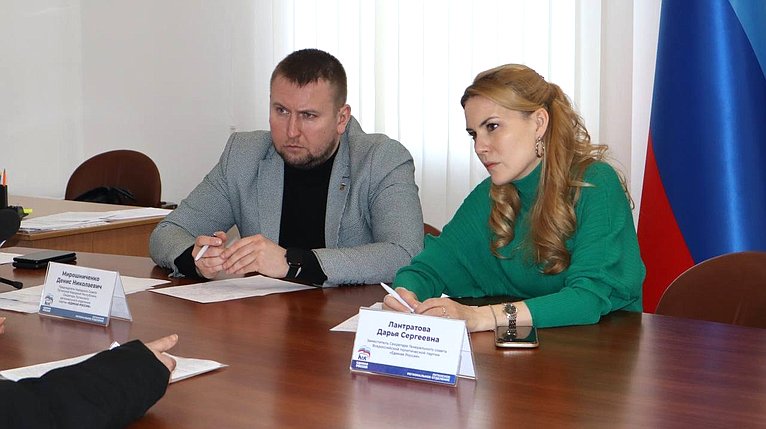 Дарья Лантратова посетила госпиталь в Луганской Народной Республике