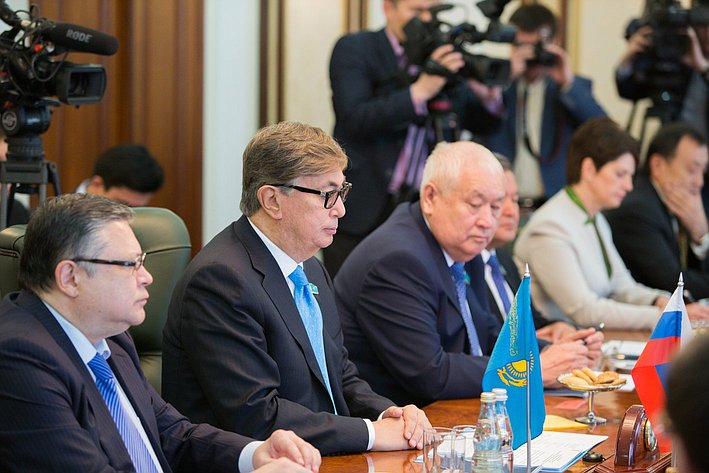 В. Матвиенко. Встреча со спикером парламента Казахстана