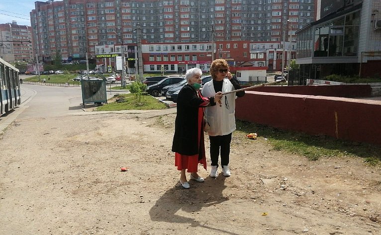 Нина Куликовских посетила Новодугинский район