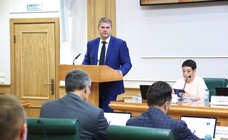 Расширенное заседание Комиссии СФ по мониторингу законодательства Российской Федерации в сфере государственного контроля (надзора) и муниципального контроля в РФ