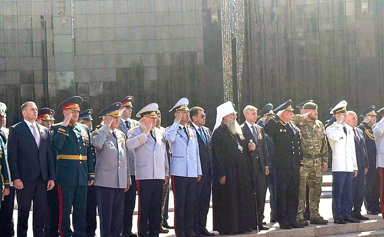 Виктор Бондарев принял участие в торжественных мероприятиях, посвящённых 80-летию Победы над милитаристской Японией и окончания Второй мировой войны